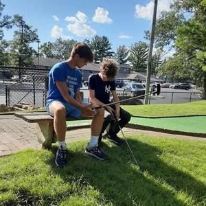 Meet your Posher, Travis